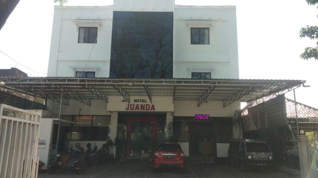 Juanda Hotel Ponorogo Exterior photo